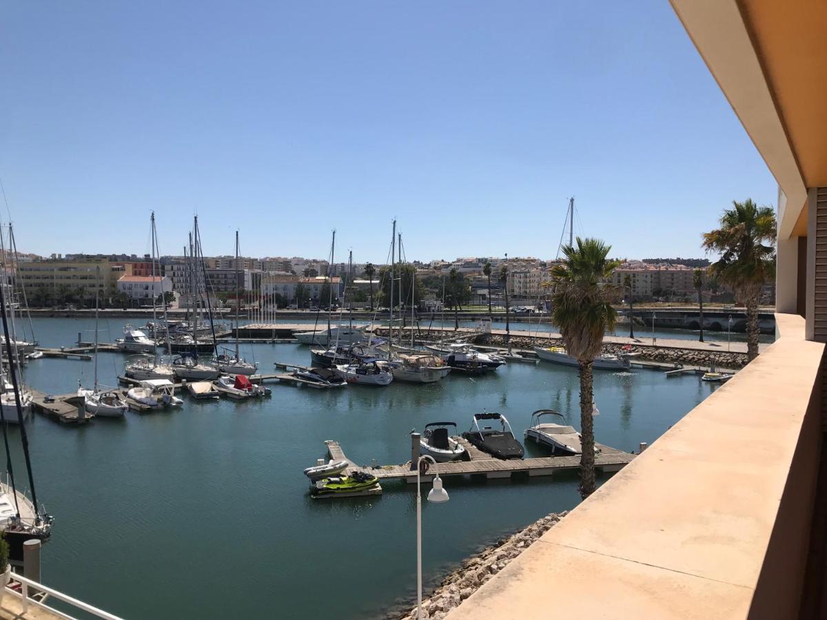 Marina Starboard Apartment,