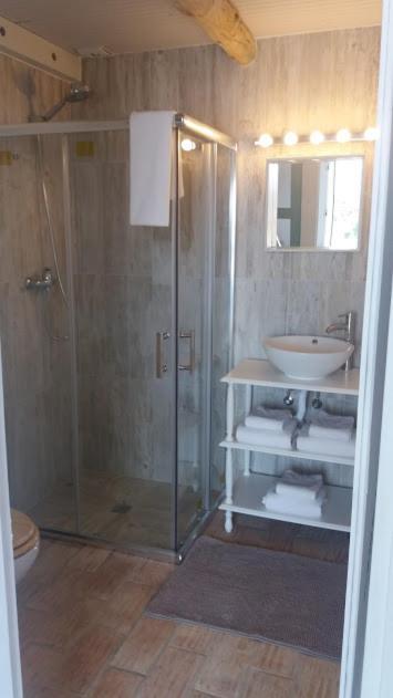 Puravida Divehouse Bed & Breakfast