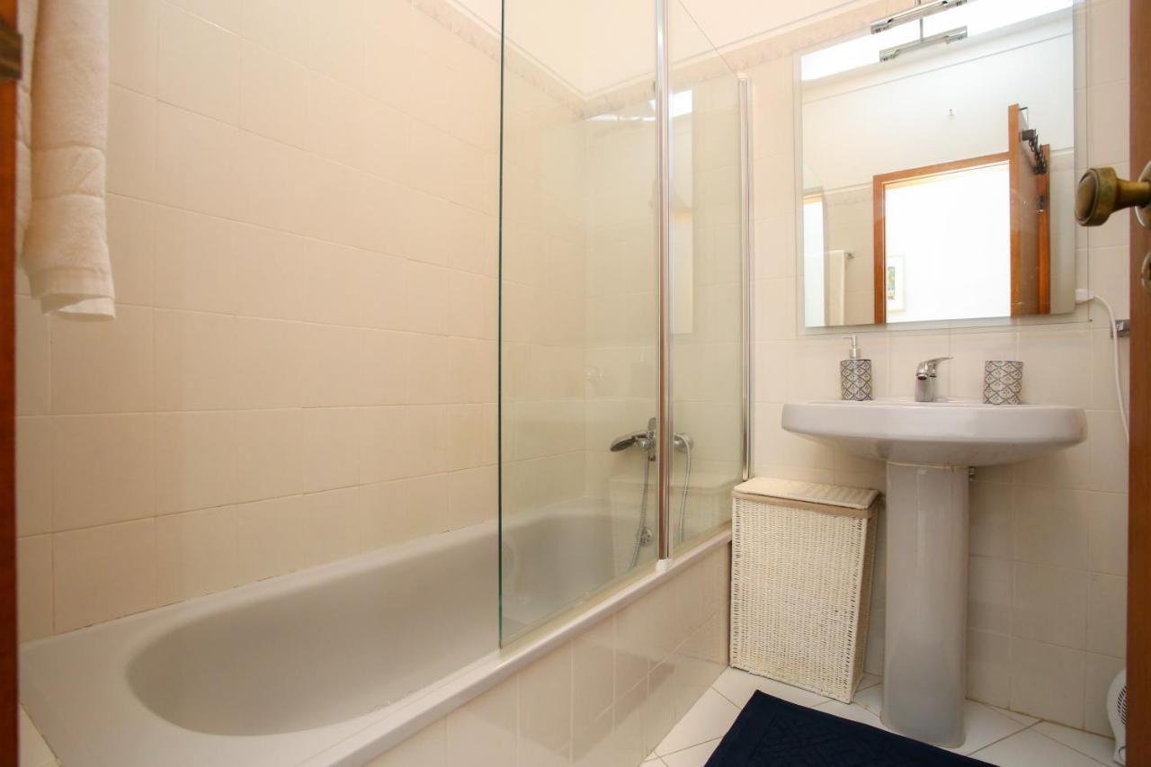 Apartment Pool