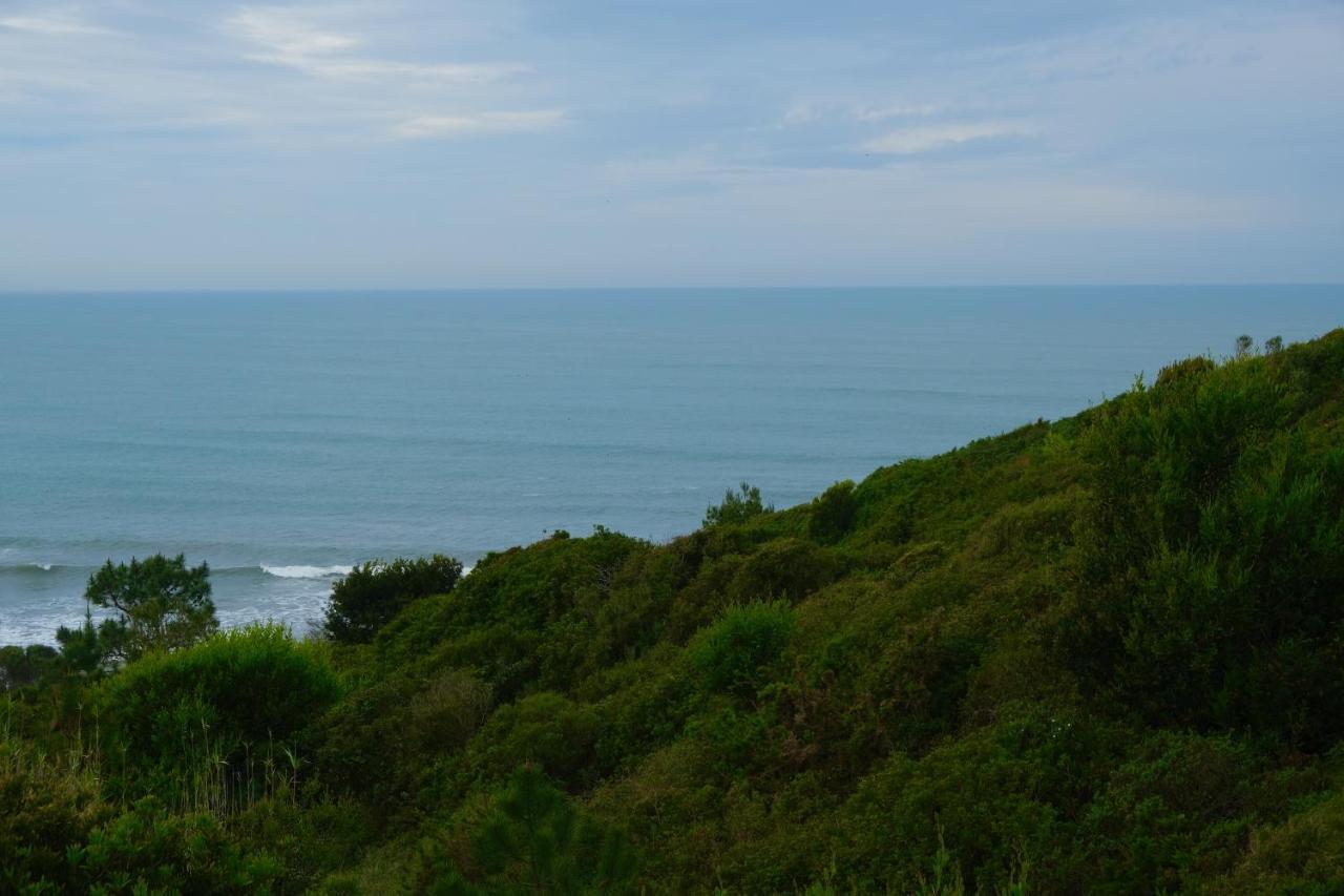 Atlantic Getaway - T1 100 M To The Waves Buarcos