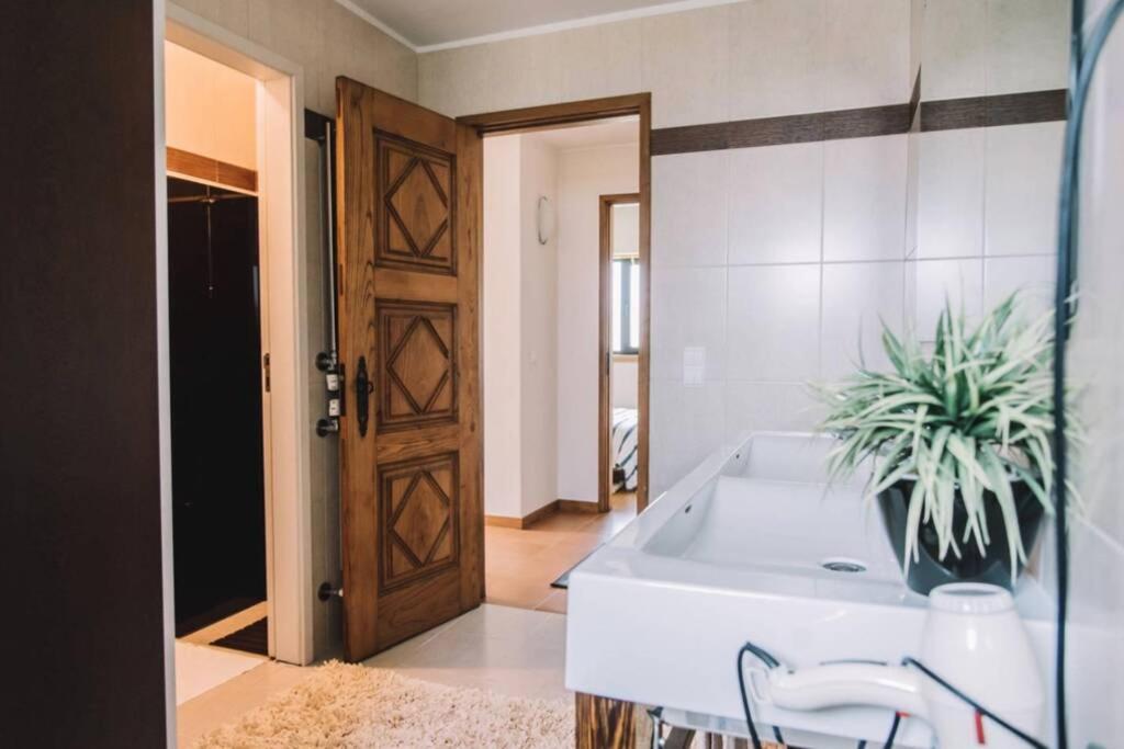 Panoramic Beachfront - Direct Access Villa