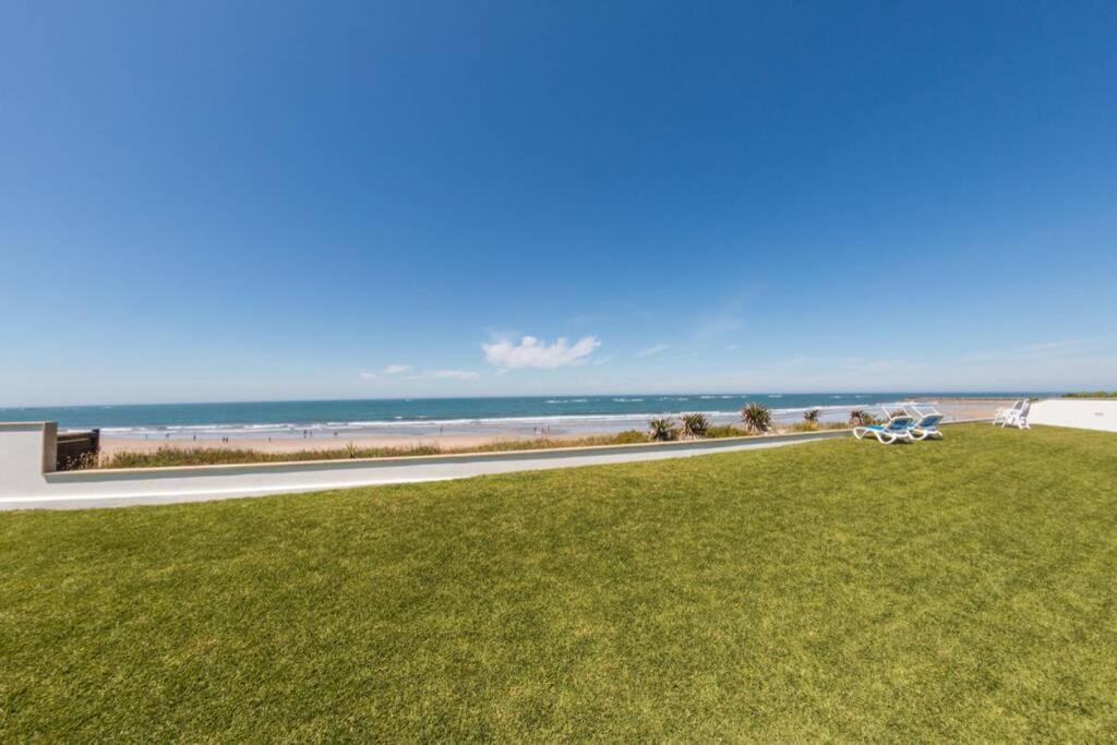 Panoramic Beachfront - Direct Access Villa *
