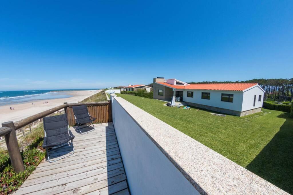 Panoramic Beachfront - Direct Access Esposende