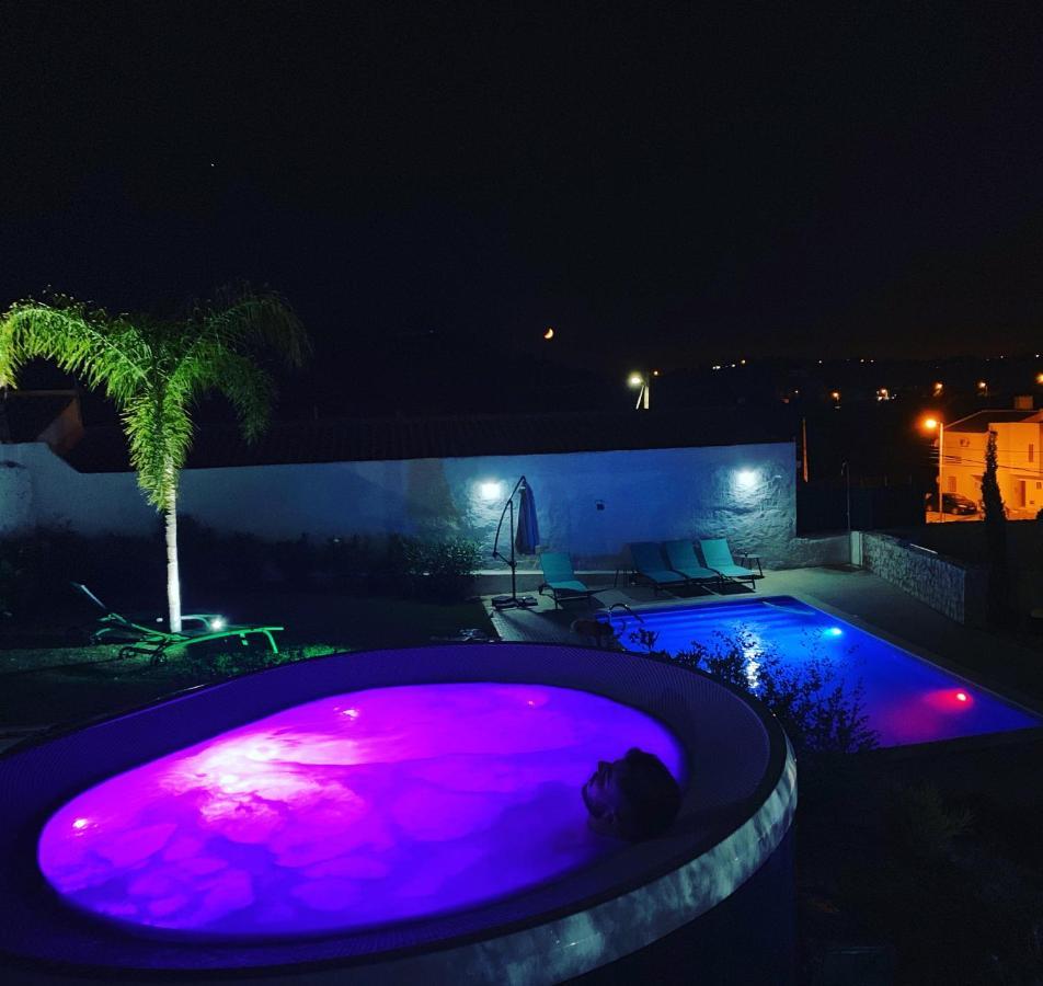 Bed & Breakfast Carvoeiro And 2*