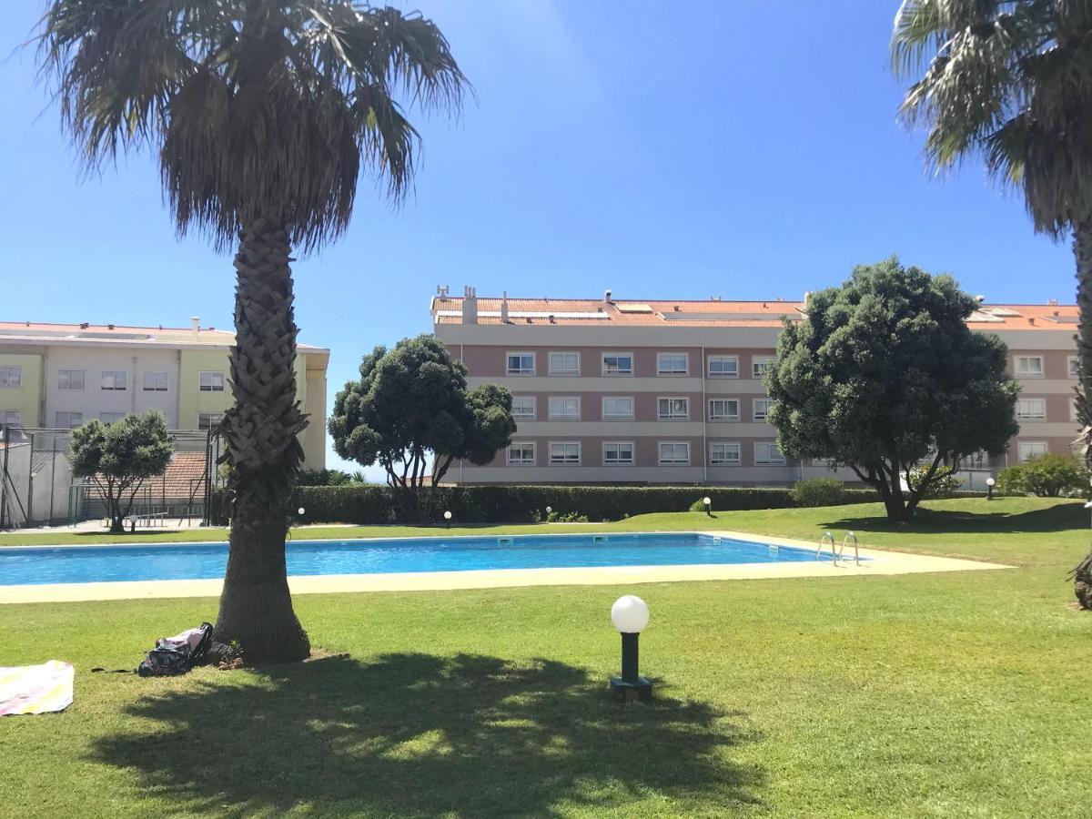 Beachside Feel Full Beach&casino São Félix da Marinha