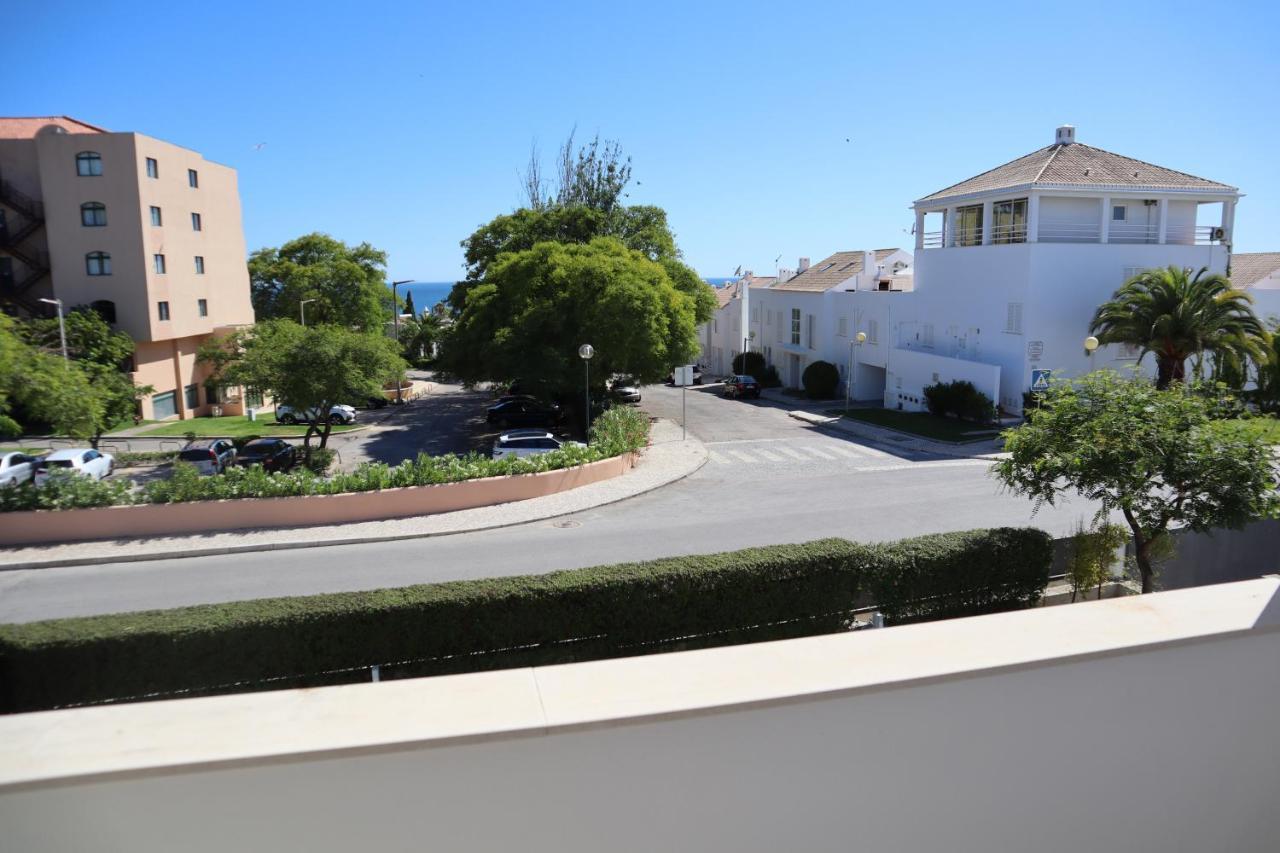 Villa Dos Salgados, 5bdr, Front, Near Salgados Golf Club *