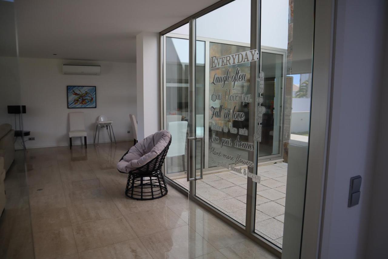 Dos Salgados, 5bdr, Front, Near Salgados Golf Club Villa