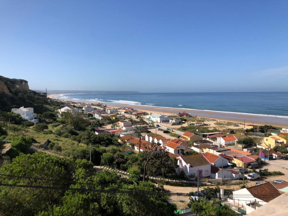 Fonte Da Telha Hostel *