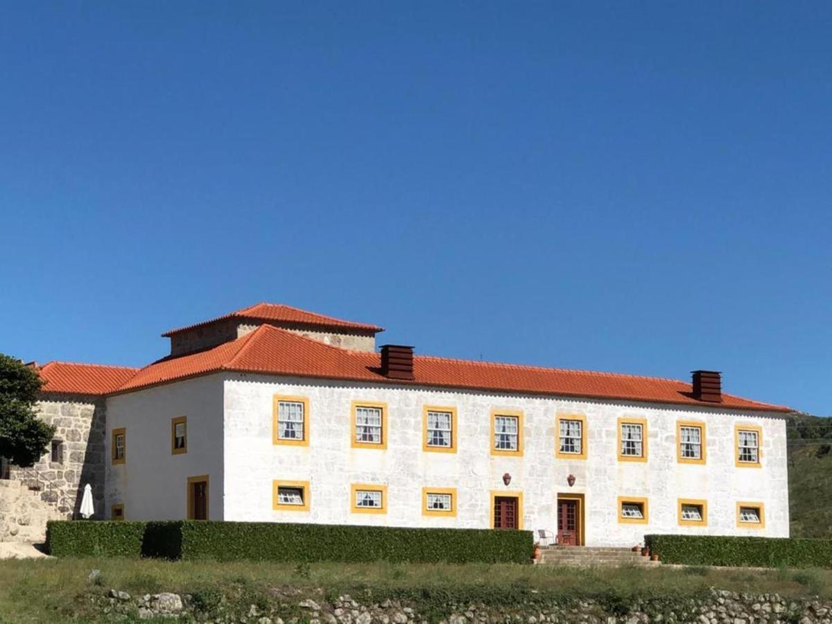 Acomodação com café da manhã  Casa Da Portela De Sampriz