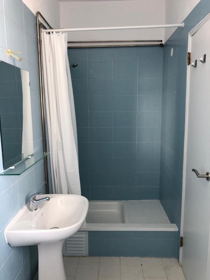 Atlantic Hostel *