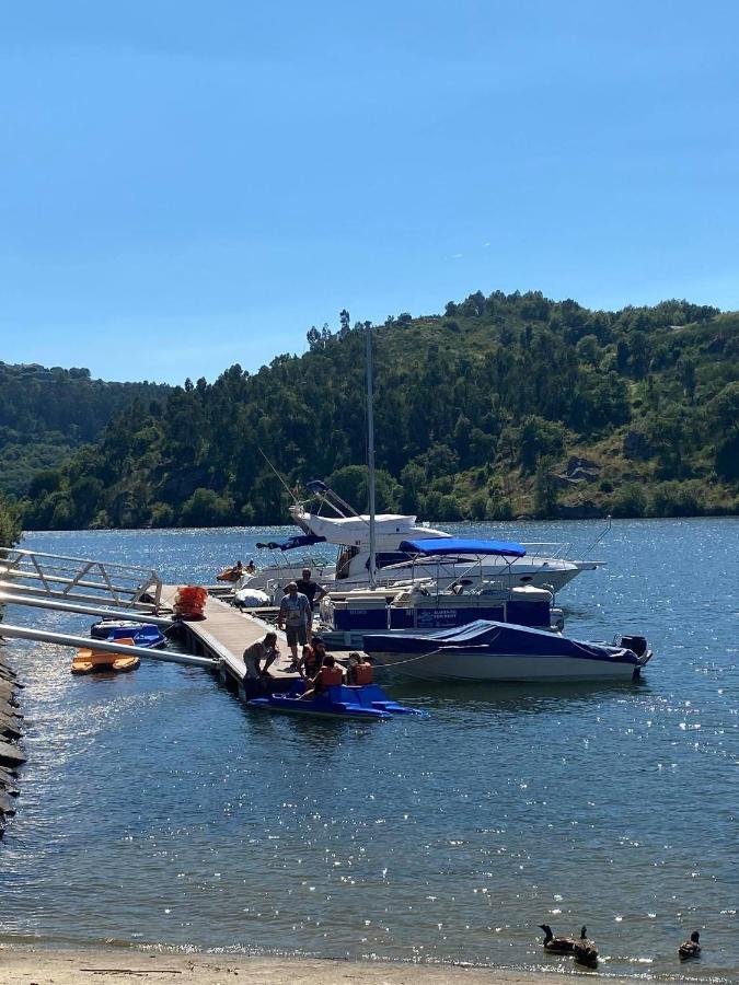 Botel Aquadouro Yacht Radames - Sleep Boat Experience Castelo de Paiva
