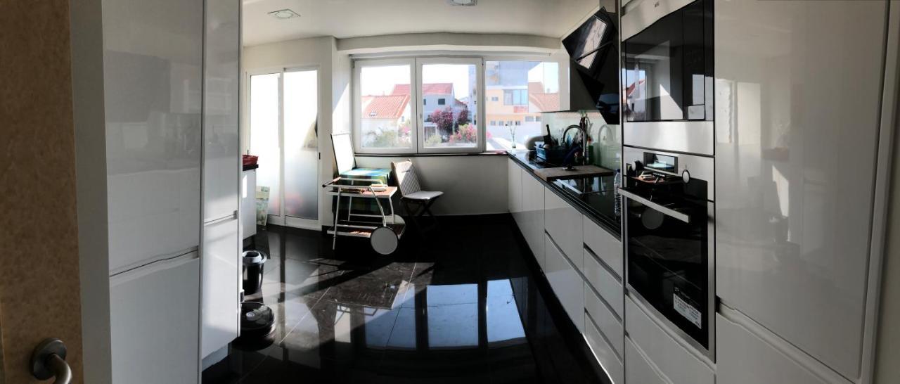 Qiu Lux Apartment Costa da Caparica
