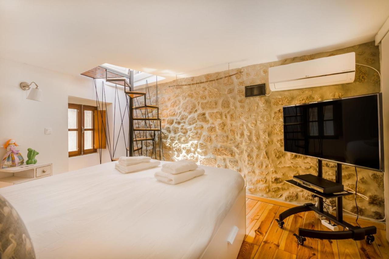 Casa Da Pedra - * Monsanto
