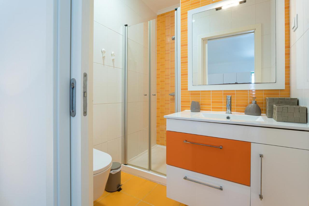 Apartment T3 Abegoarias Filipe Do Canto