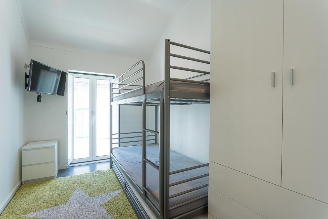 T3 Abegoarias Filipe Do Canto Apartment *