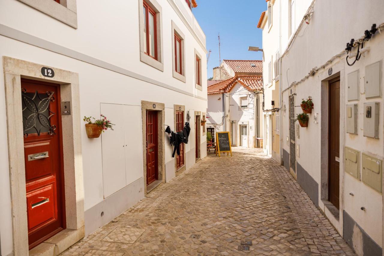 House By Saudade * Sesimbra