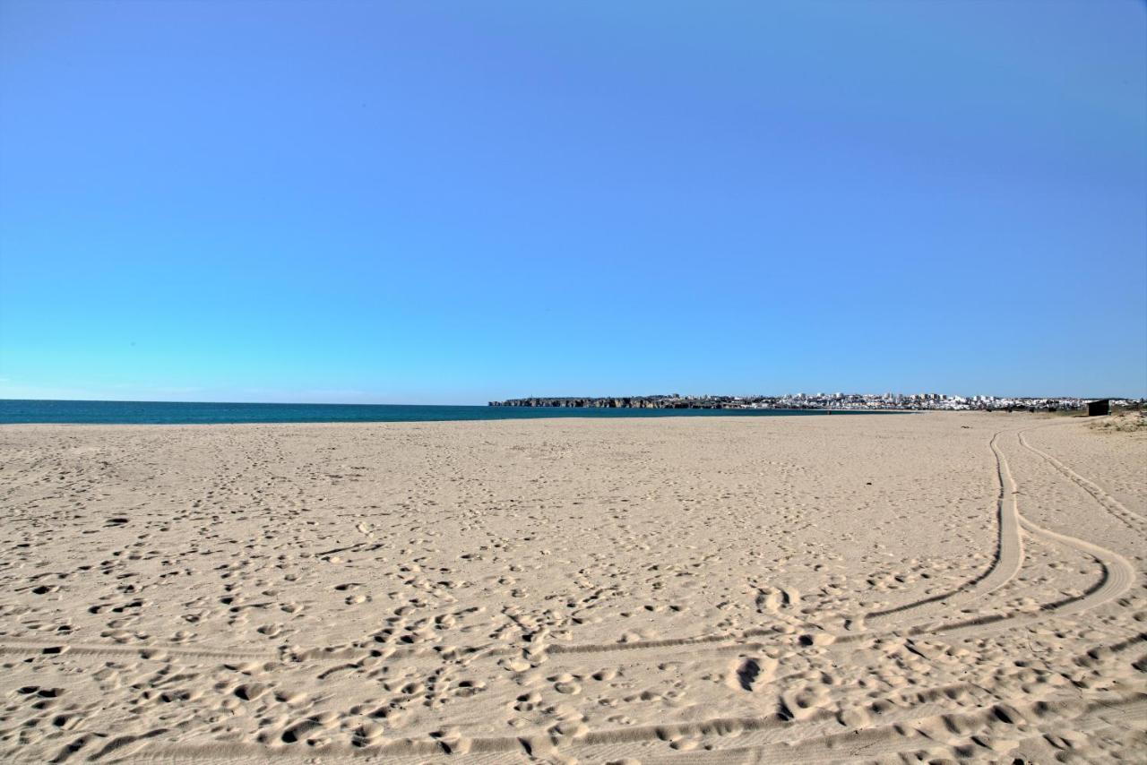 Vila Bella, Meia Praia,