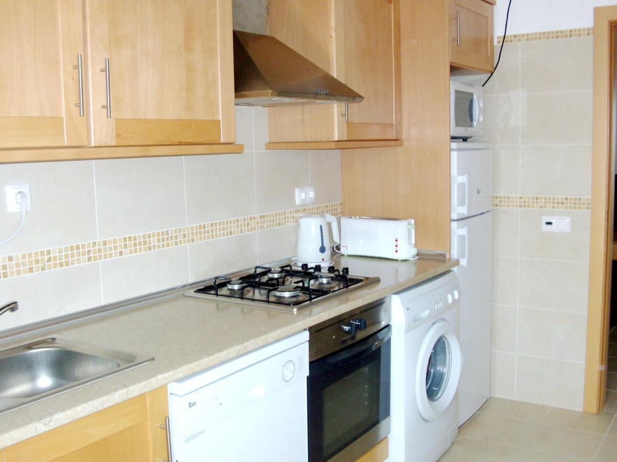 Apartment Charming With Shared Pool Albufeira