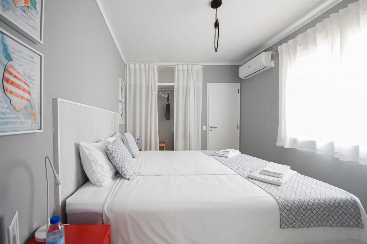 Bed & Breakfast Blue Door