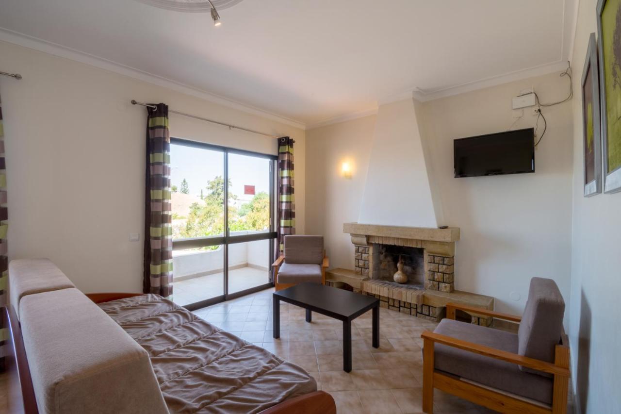 Pinto Apartment