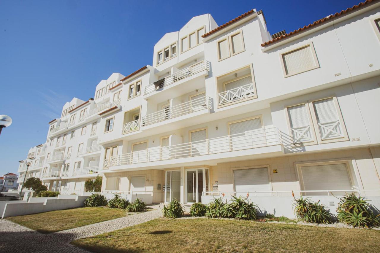 12 - Baleal Surf Apartment