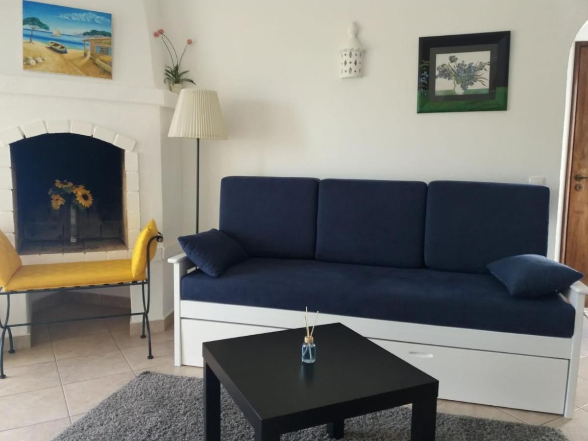 Marine Apartment *