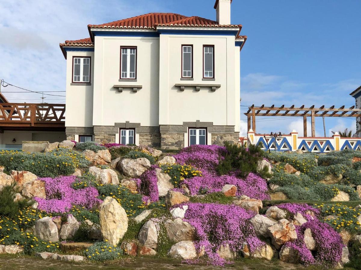 O Amorzinho Sintra Bed & Breakfast *