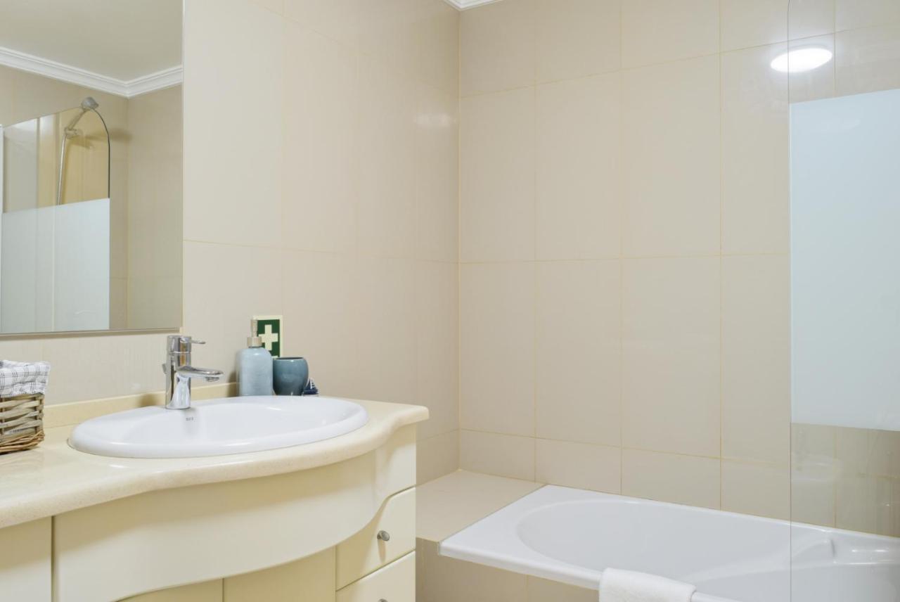 Machico Beach, A In Madeira Apartment *