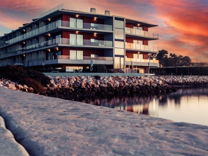 Agua Riverside Hotel