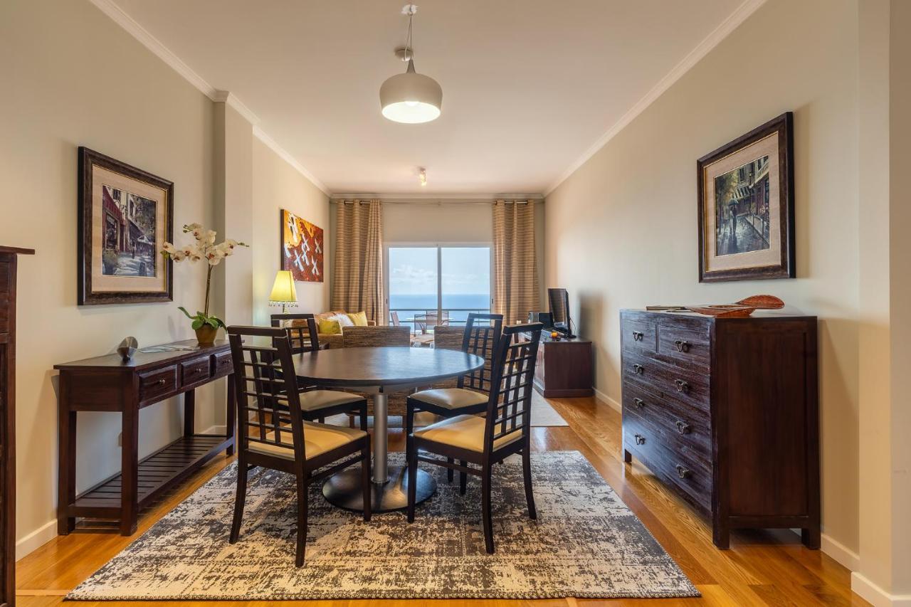 Stylish With Balcony And Amazing Views Over Funchal And The Sea * Funchal (Madeira)