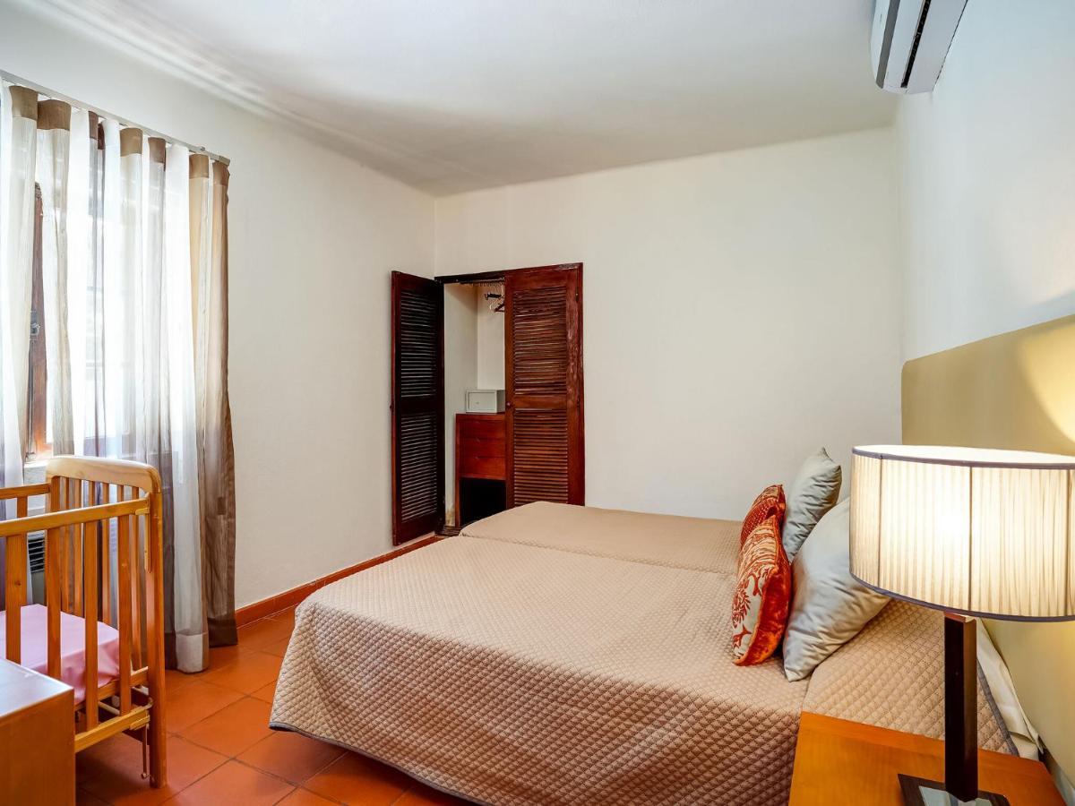Villa Lovely Villa In Vilamoura With Private Pool Vilamoura