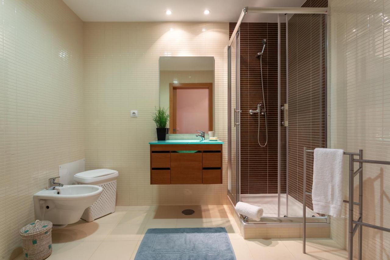 Apartment Privilege Benet With Rooftop Pool, Village Marina - Olhao