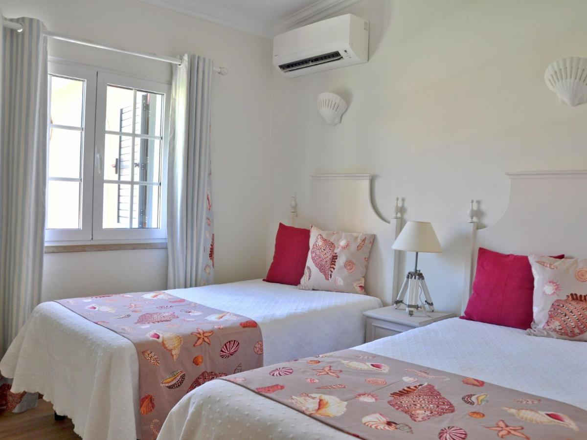 Villa Villa In A Quiet Area With Private Pool Near The Golf Courses And The Marina *