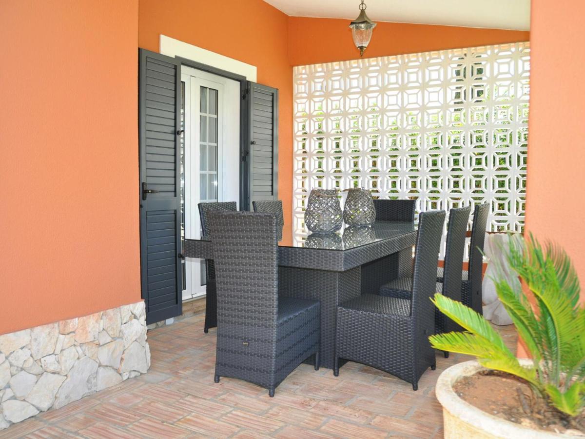 Villa In A Quiet Area With Private Pool Near The Golf Courses And The Marina Villa Vilamoura