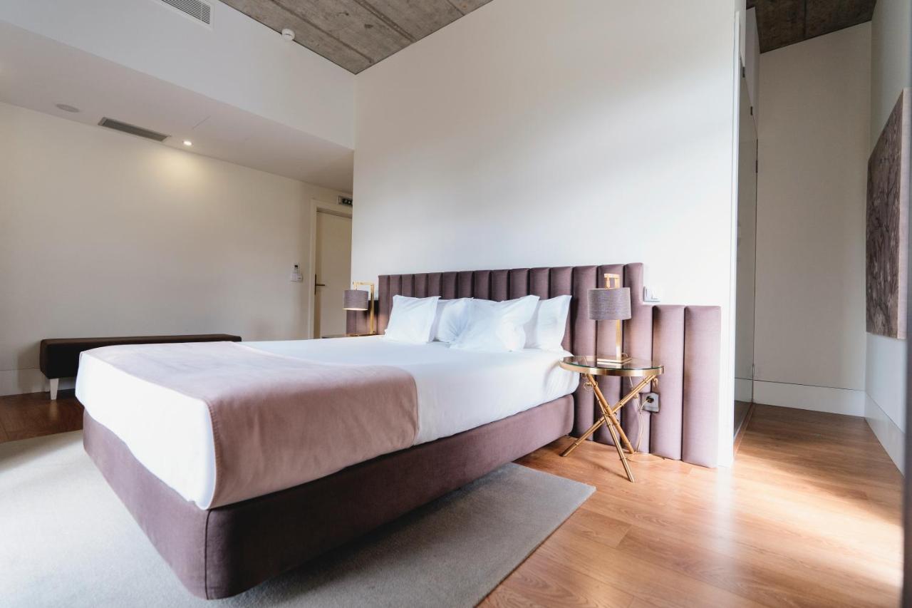 Bed & Breakfast Borralha Hotel, Restaurante & 4*