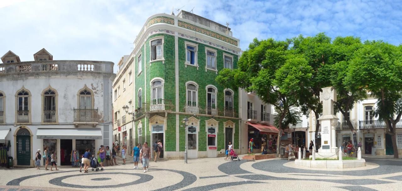 B28 - Stylish Typical House Vakantiehuis *