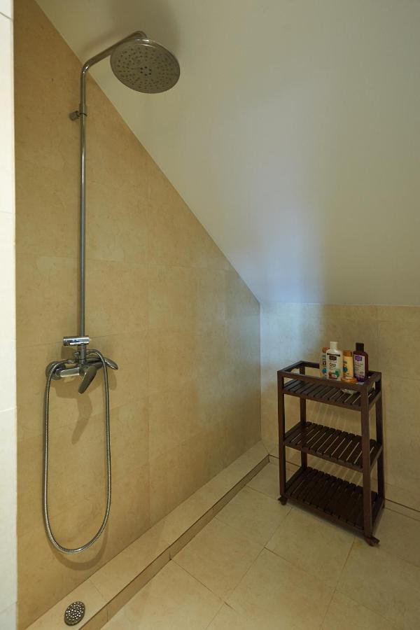 Apartment Spacious In With Private Garden 120 M²