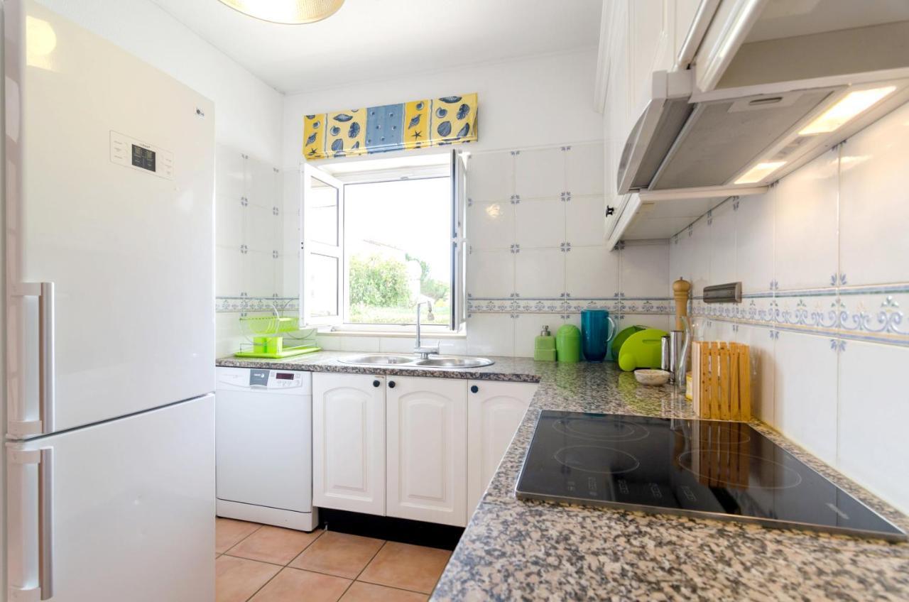 Charming House In With Shared Pool Holiday home Vilamoura