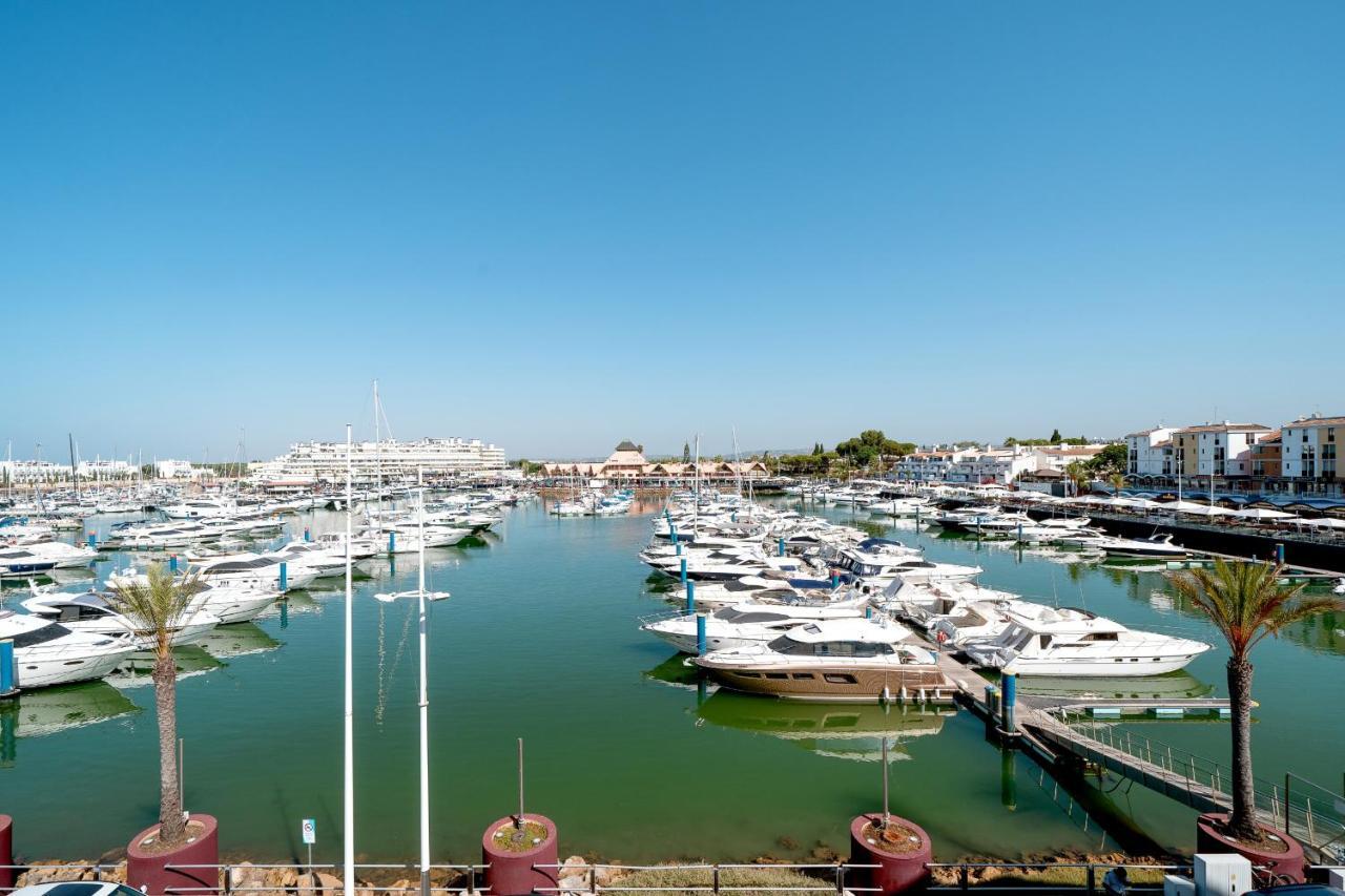 Marina Pearl - View To Marina *