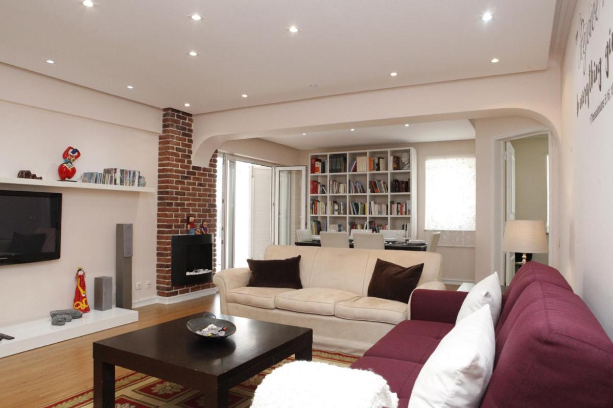 The Words' In The Heart Of Apartment *