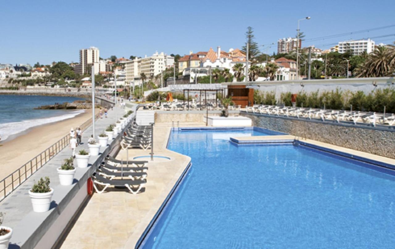 Appartement Cushy With Garden In Estoril