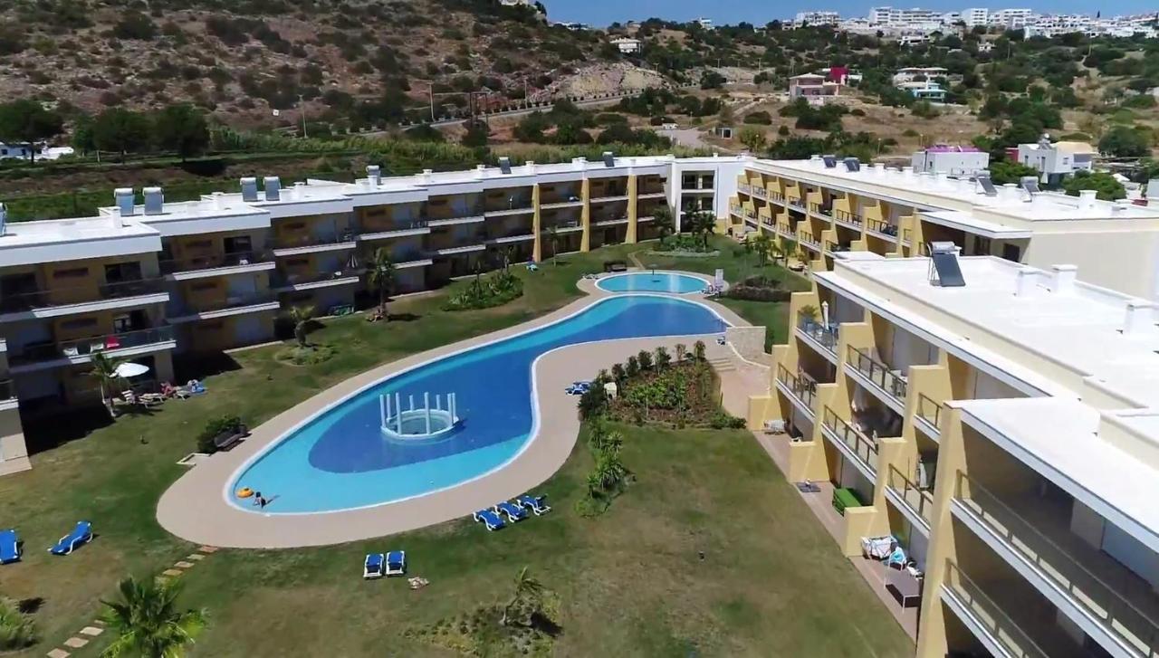 View Apartment: Pool, Garden & Proximity * Albufeira