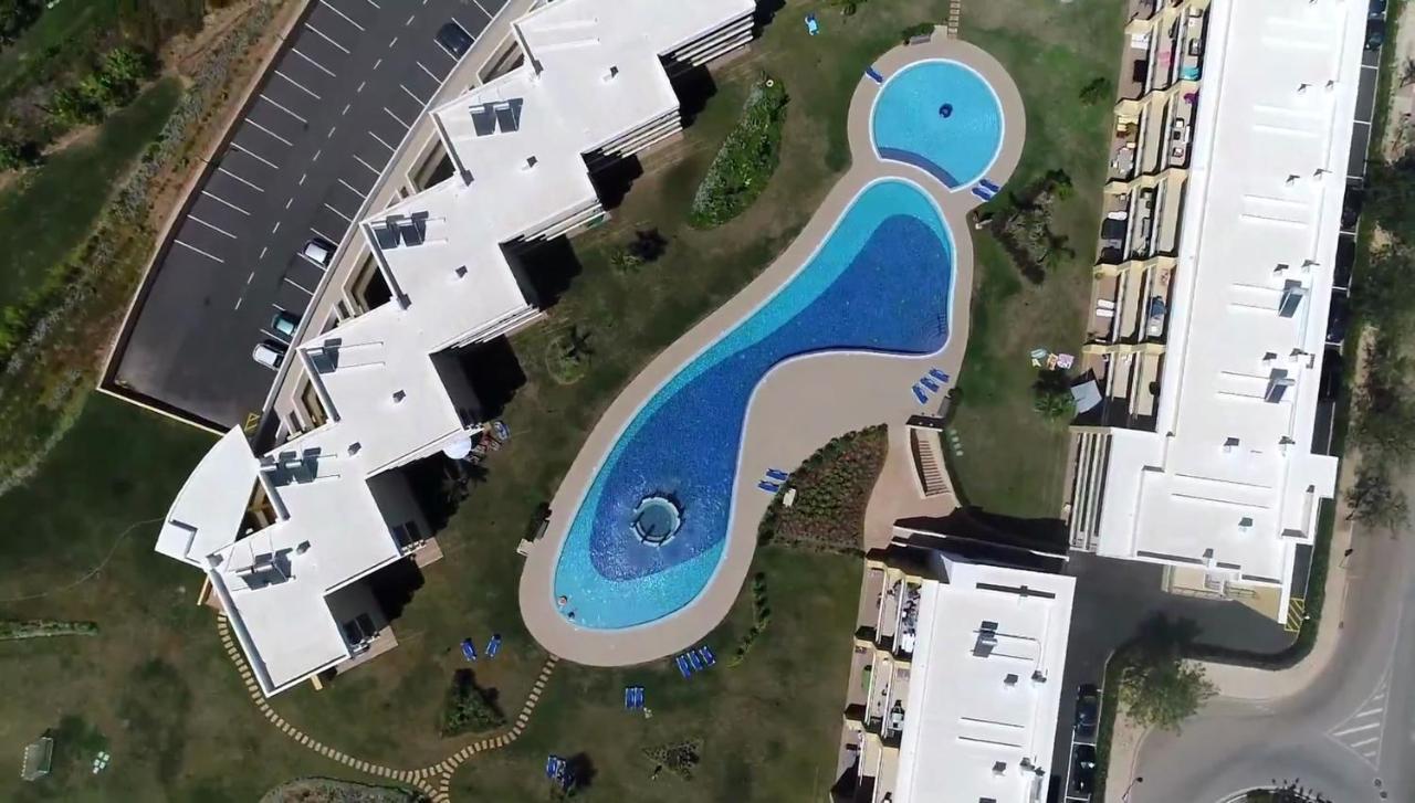 Apartment View Apartment: Pool, Garden & Proximity *