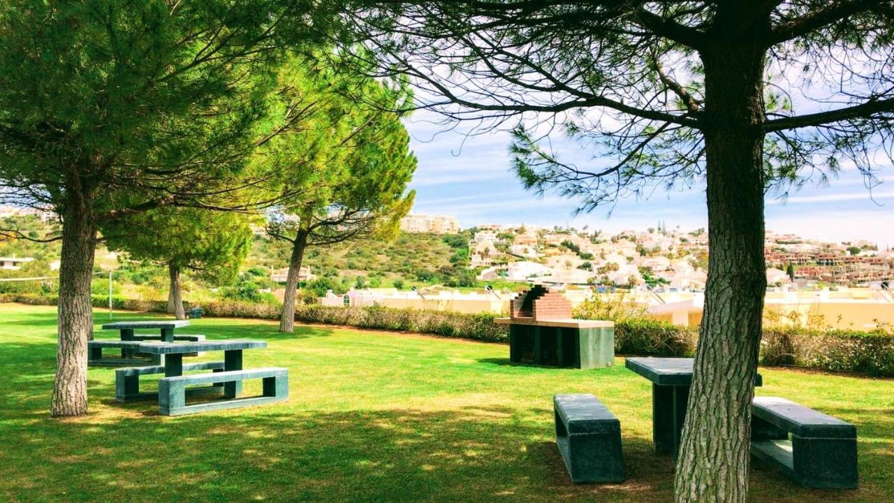 View Apartment: Pool, Garden & Proximity Apartment Albufeira
