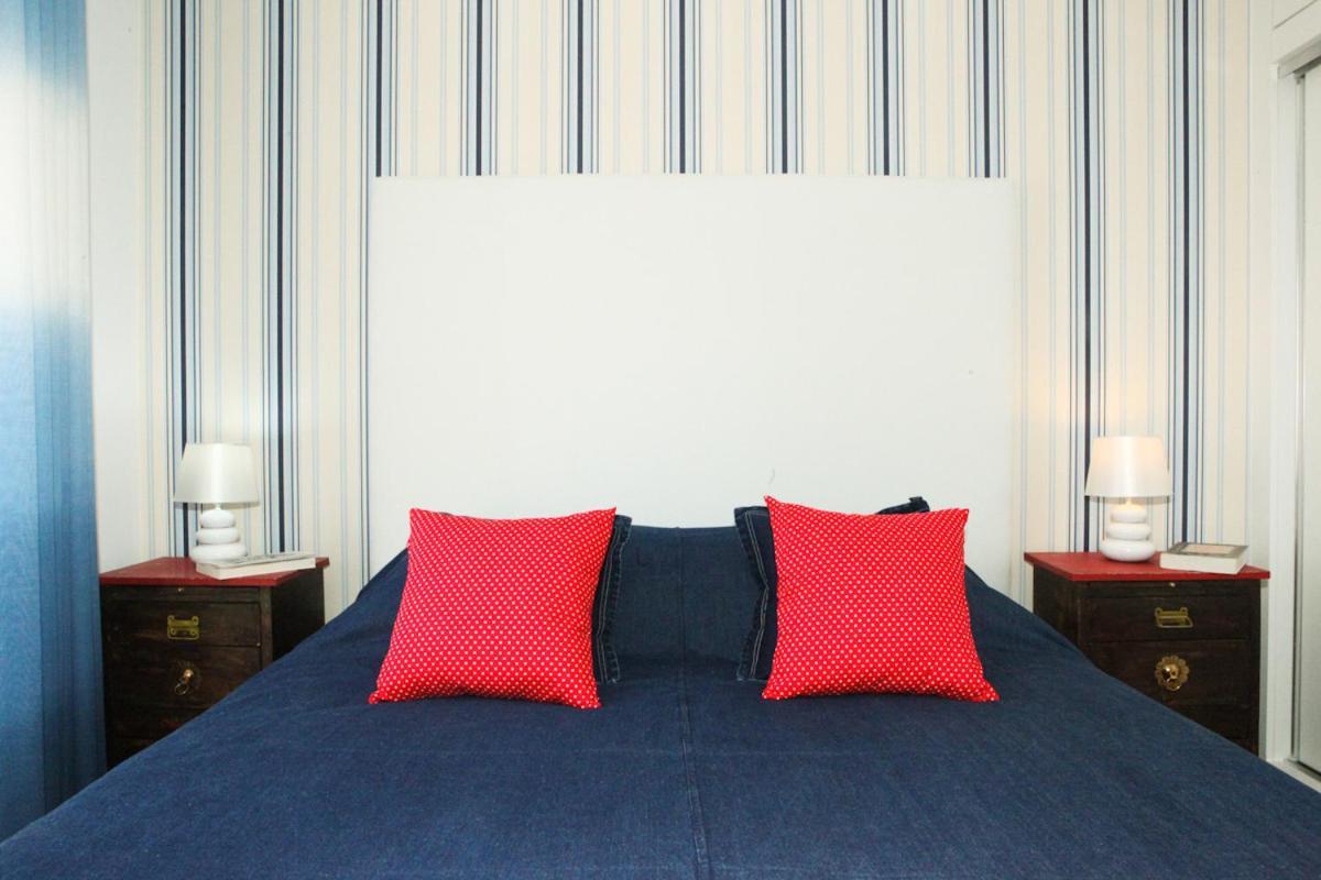 Fashionable And Modern - Cascais