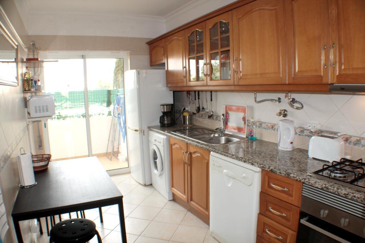 2 Bedrooms With Shared Pool Enclosed Garden And Wifi At 5 Km Away From The Apartment *