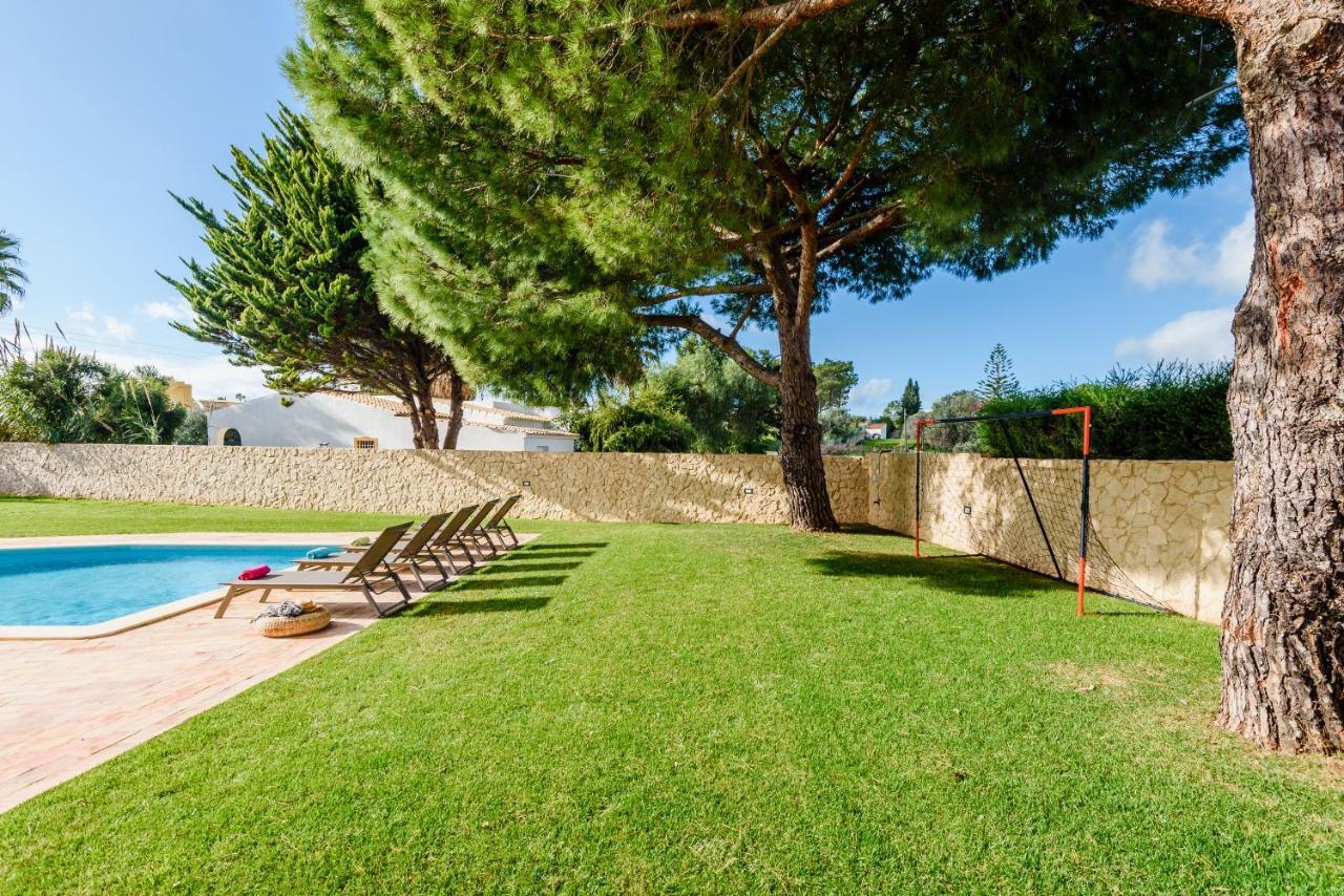 Protea - 5 Bedroom, Beach, Air-con, Wifi Holiday home *