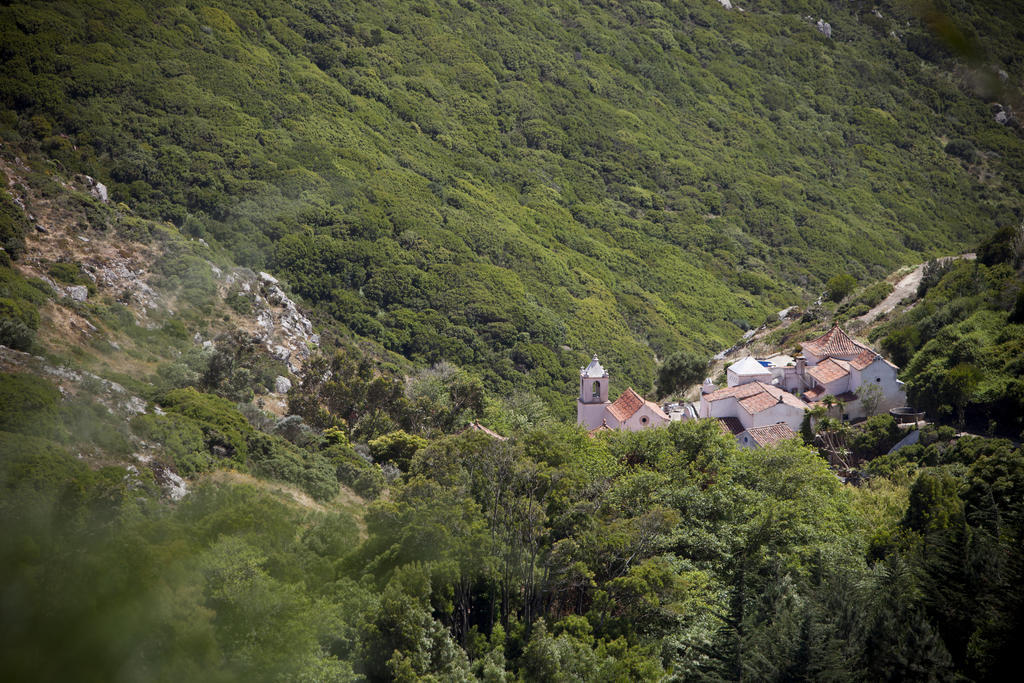 Convento Sao Saturnino Colares