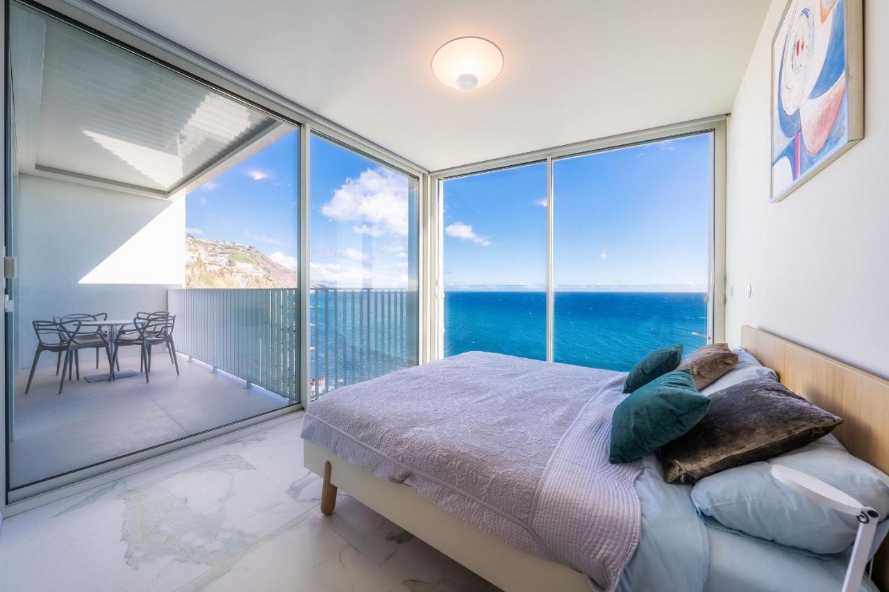 Barreirinha Front-line Sea View Ii By Madeira Apartment