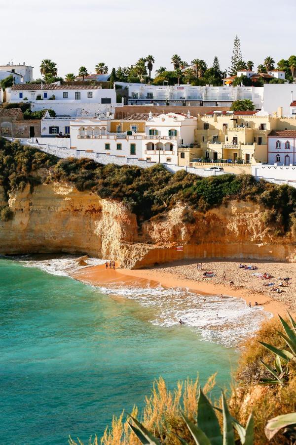 Charming House In Carvoeiro + Pool Сasa de vacaciones *